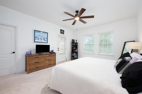 Townhouse in Windermere, Florida 3 bedrooms, 175.68 sq.m. № 2150769 - photo 12