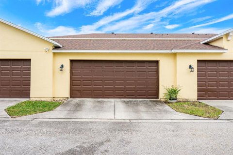 Townhouse in Windermere, Florida 3 bedrooms, 175.68 sq.m. № 2150769 - photo 23