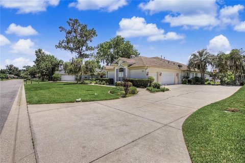 Villa ou maison à vendre à Ocala, Floride: 4 chambres, 301.28 m2 № 2211933 - photo 4