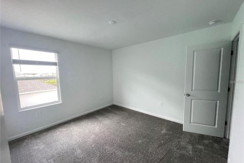 Villa ou maison à louer à Davenport, Floride: 5 chambres, 220.18 m2 № 2119130 - photo 15