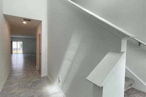 Villa ou maison à louer à Davenport, Floride: 5 chambres, 220.18 m2 № 2119130 - photo 2