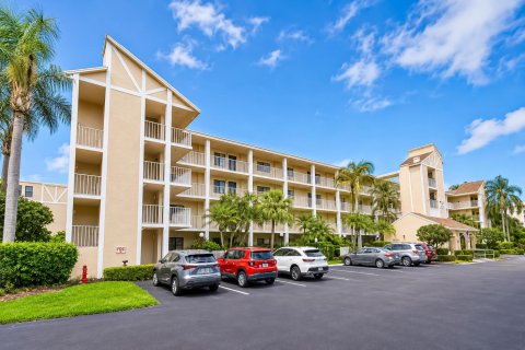 Condo in Delray Beach, Florida, 2 bedrooms  № 2176758