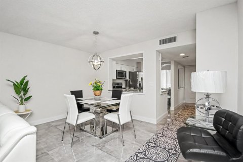 Copropriété à vendre à Delray Beach, Floride: 2 chambres, 113.34 m2 № 2176758 - photo 9