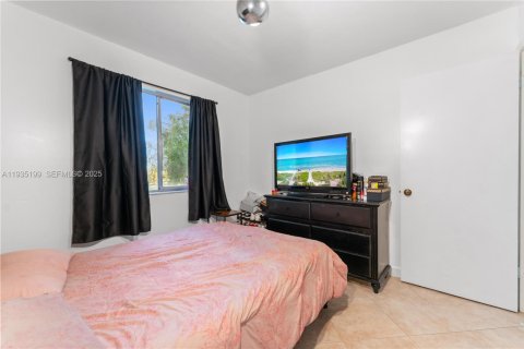 Condominio en venta en Oakland Park, Florida, 2 dormitorios, 107.77 m2 № 1993355 - foto 11