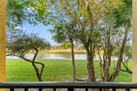 Condominio en venta en Oakland Park, Florida, 2 dormitorios, 107.77 m2 № 1993355 - foto 14