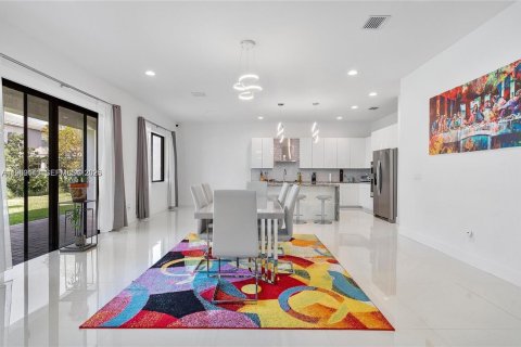 House in Miramar, Florida 4 bedrooms, 378.39 sq.m. № 2006143 - photo 24