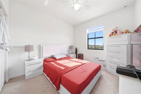 Townhouse in Homestead, Florida 3 bedrooms, 137.77 sq.m. № 2074932 - photo 24