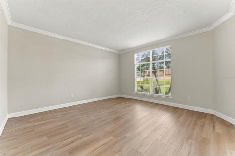 Villa ou maison à vendre à Tampa, Floride: 4 chambres, 329.62 m2 № 2407036 - photo 9