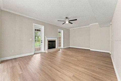 Villa ou maison à vendre à Tampa, Floride: 4 chambres, 329.62 m2 № 2407036 - photo 25