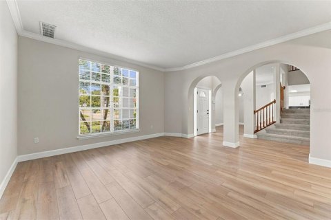 Villa ou maison à vendre à Tampa, Floride: 4 chambres, 329.62 m2 № 2407036 - photo 10