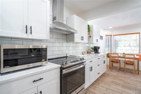 Casa en alquiler en Sarasota, Florida, 3 dormitorios, 184.78 m2 № 230160 - foto 20