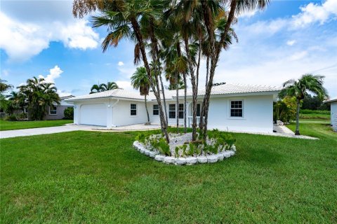 Casa en alquiler en Sarasota, Florida, 3 dormitorios, 184.78 m2 № 230160 - foto 2