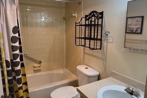 Condo in Port Charlotte, Florida, 2 bedrooms  № 2103095 - photo 12