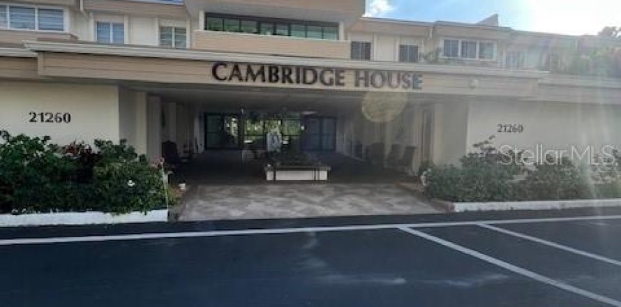 Condo in Port Charlotte, Florida, 2 bedrooms  № 2103095