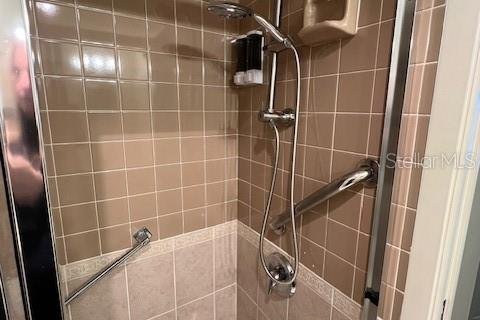 Condo in Port Charlotte, Florida, 2 bedrooms  № 2103095 - photo 7