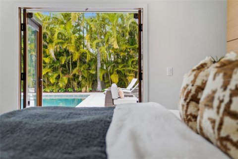 House in Sarasota, Florida 4 bedrooms, 315.4 sq.m. № 2102479 - photo 22