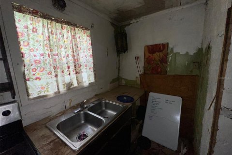 House in Saint Petersburg, Florida 2 bedrooms, 54.63 sq.m. № 1837423 - photo 9