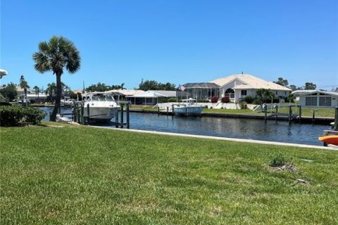 Copropriété à vendre à Englewood, Floride: 3 chambres, 185.8 m2 № 1907178 - photo 12