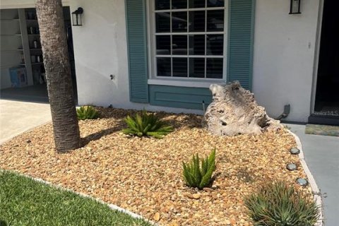 Copropriété à vendre à Englewood, Floride: 3 chambres, 185.8 m2 № 1907178 - photo 1