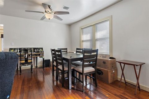 Commercial property in Saint Petersburg, Florida 226.22 sq.m. № 1519930 - photo 13