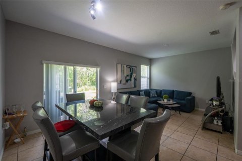 Townhouse in Orlando, Florida 3 bedrooms, 165.18 sq.m. № 2280137 - photo 18