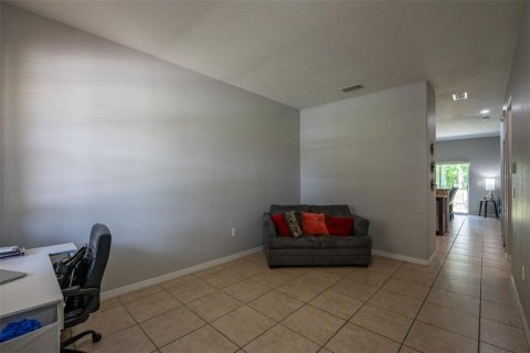 Townhouse in Orlando, Florida 3 bedrooms, 165.18 sq.m. № 2280137 - photo 11