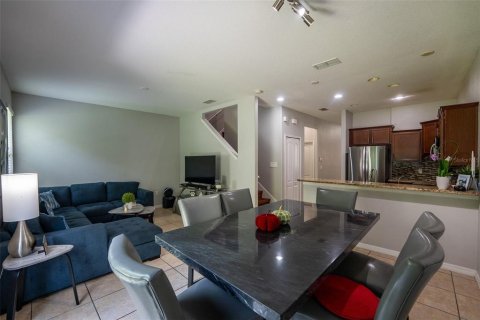 Townhouse in Orlando, Florida 3 bedrooms, 165.18 sq.m. № 2280137 - photo 19
