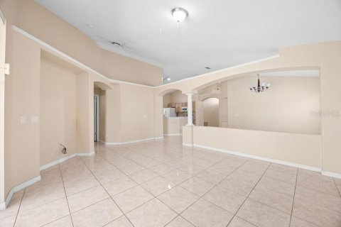 Villa ou maison à louer à Kissimmee, Floride: 4 chambres, 169.27 m2 № 1797222 - photo 21