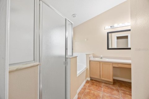 Villa ou maison à louer à Kissimmee, Floride: 4 chambres, 169.27 m2 № 1797222 - photo 27