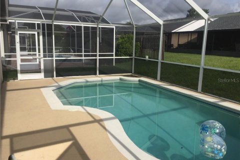 Villa ou maison à louer à Kissimmee, Floride: 4 chambres, 169.27 m2 № 1797222 - photo 4