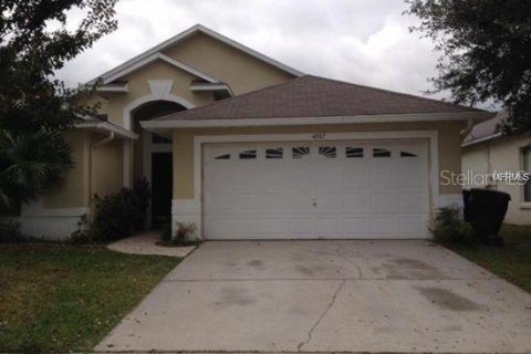 Villa ou maison à louer à Kissimmee, Floride: 4 chambres, 169.27 m2 № 1797222 - photo 1