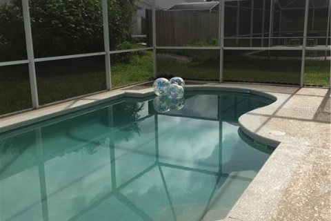 Villa ou maison à louer à Kissimmee, Floride: 4 chambres, 169.27 m2 № 1797222 - photo 6