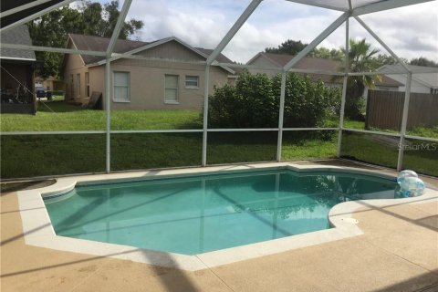Villa ou maison à louer à Kissimmee, Floride: 4 chambres, 169.27 m2 № 1797222 - photo 2