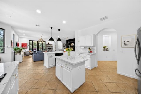 Купить таунхаус в Уэстон, Флорида 4 спальни, 219.25м2, № 2046404 - фото 7