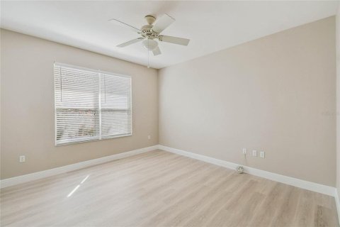 House in Poinciana, Florida 3 bedrooms, 198.9 sq.m. № 1883654 - photo 28