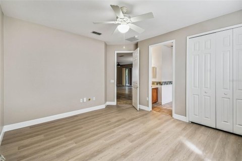 House in Poinciana, Florida 3 bedrooms, 198.9 sq.m. № 1883654 - photo 30