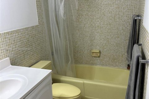 Купить кондоминиум в Майами-Бич, Флорида 1 спальня, 60.85м2, № 2007080 - фото 4