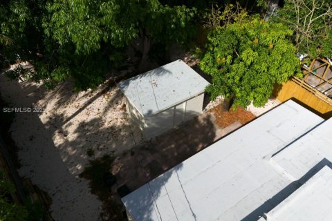 Casa en venta en North Miami, Florida, 3 dormitorios, 142.98 m2 № 1983950 - foto 11