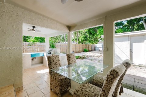 Casa en venta en North Miami, Florida, 3 dormitorios, 142.98 m2 № 1983950 - foto 22