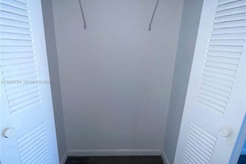 Снять в аренду квартиру в Авентура, Флорида 2 спальни, 102.56м2, № 2055600 - фото 29