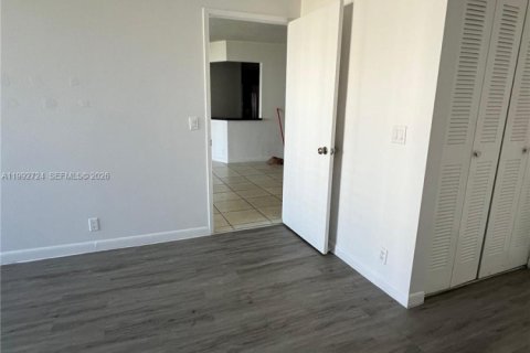 Снять в аренду квартиру в Авентура, Флорида 2 спальни, 102.56м2, № 2055600 - фото 10