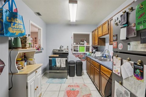 Купить коммерческую недвижимость в Сент-Питерсберг, Флорида 1 спальня, 118.91м2, № 1905232 - фото 10