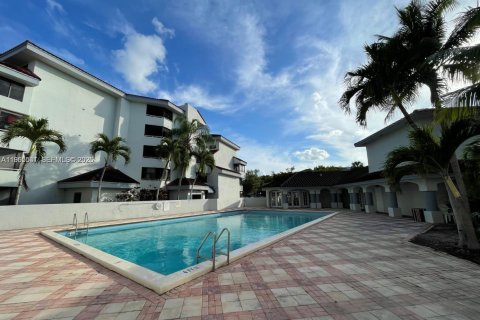 Copropriété à louer à Miami, Floride: 2 chambres, 76.92 m2 № 2027068 - photo 23