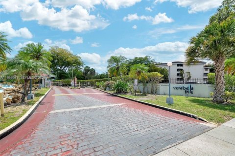 Copropriété à louer à Miami, Floride: 2 chambres, 76.92 m2 № 2027068 - photo 26