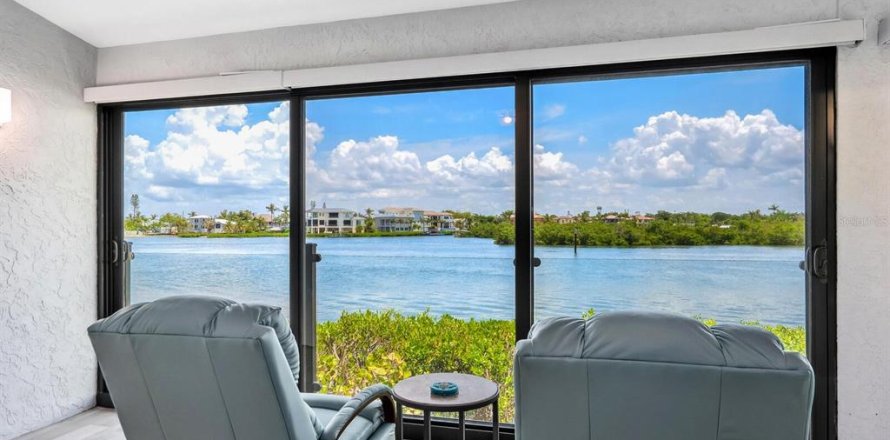 Condo in Sarasota, Florida, 2 bedrooms  № 1855495