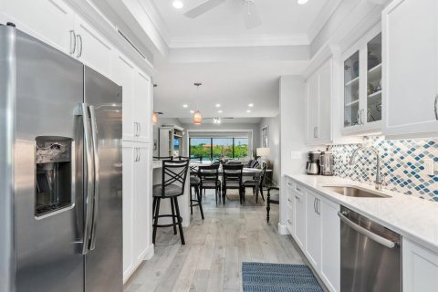 Condo in Sarasota, Florida, 2 bedrooms  № 1855495 - photo 20