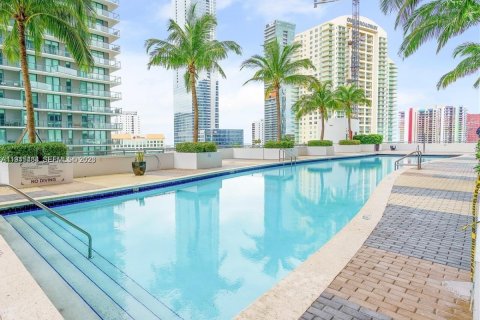 Снять в аренду кондоминиум в Майами, Флорида 3 спальни, 128.76м2, № 2005457 - фото 16