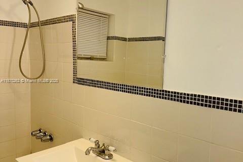 Condominio en alquiler en Miami Beach, Florida, 41.34 m2 № 1921174 - foto 4