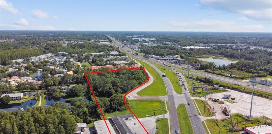 Immobilier commercial à Lutz, Floride 551.84 m2 № 1816100