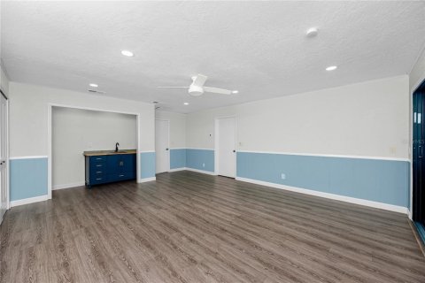 House in Indian Rocks Beach, Florida 5 bedrooms, 256.87 sq.m. № 2393649 - photo 30